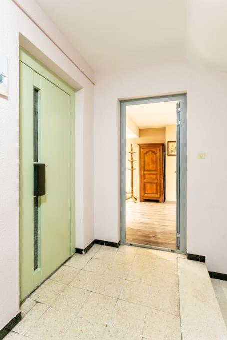 Appartement T4 Centre Ville Sete Tout Confort 3 Chambres Exterior photo